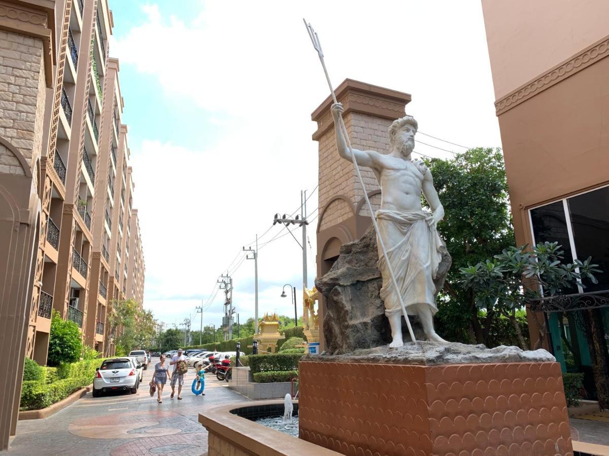 Atlantis Condo Resort Bãi biển Jomtien Ngoại thất bức ảnh