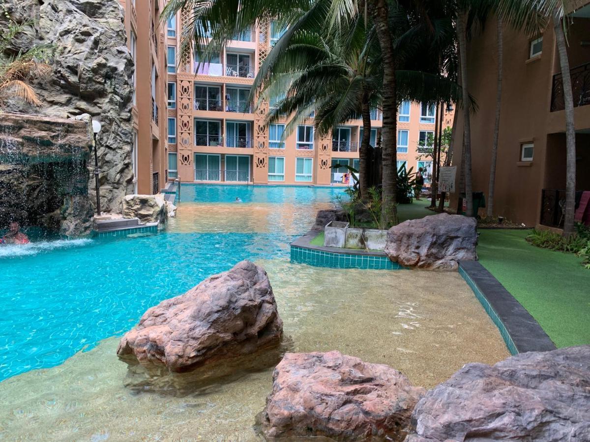 Atlantis Condo Resort Bãi biển Jomtien Ngoại thất bức ảnh