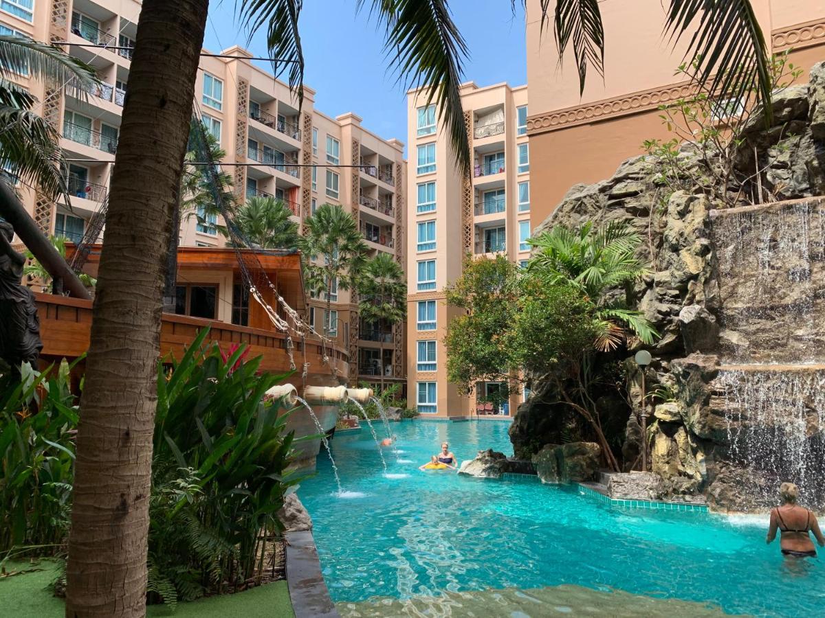 Atlantis Condo Resort Bãi biển Jomtien Ngoại thất bức ảnh
