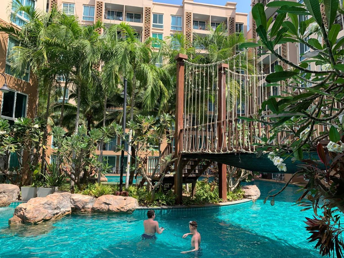 Atlantis Condo Resort Bãi biển Jomtien Ngoại thất bức ảnh