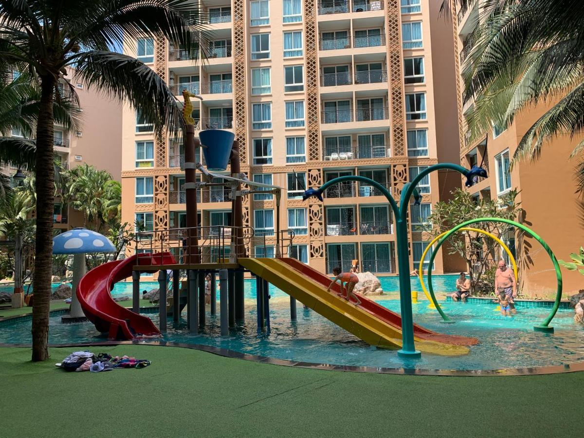 Atlantis Condo Resort Bãi biển Jomtien Ngoại thất bức ảnh