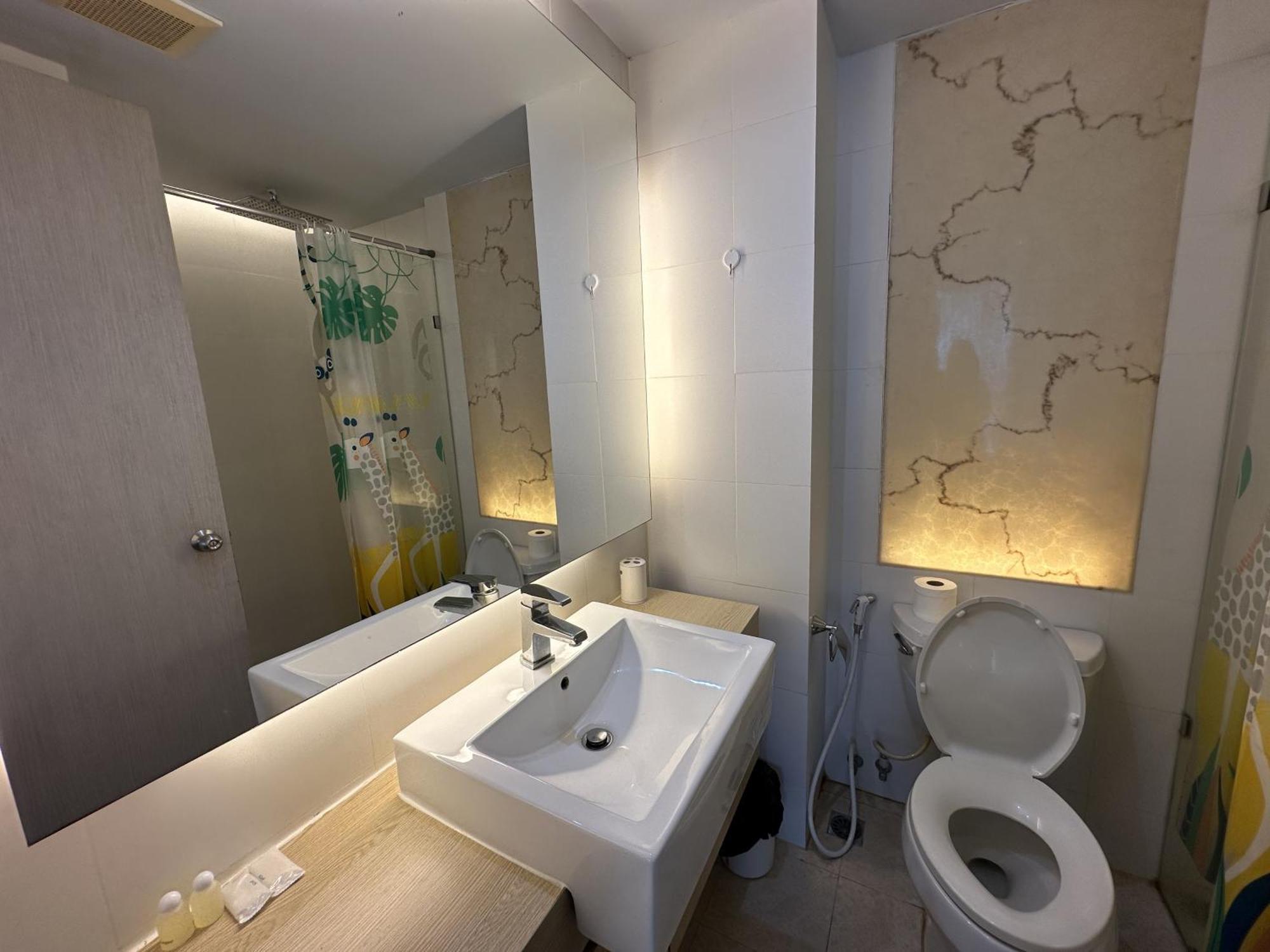 Atlantis Condo Resort Bãi biển Jomtien Ngoại thất bức ảnh
